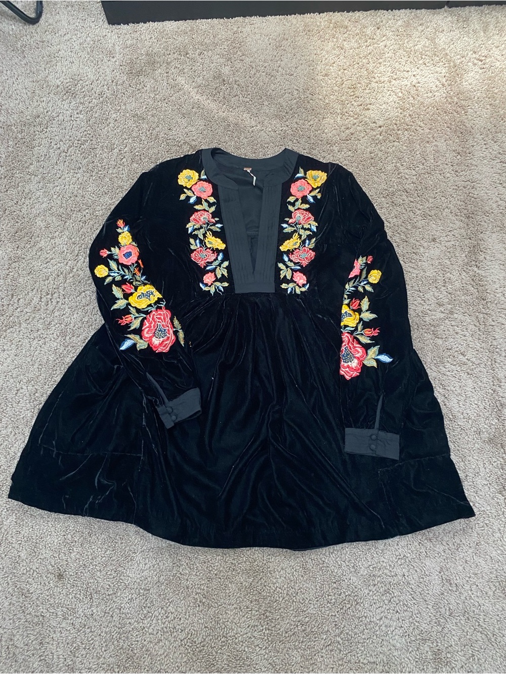 Black Velvet and Floral Free People Dress size Large